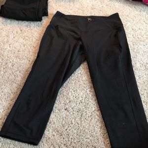 Old navy workout capris